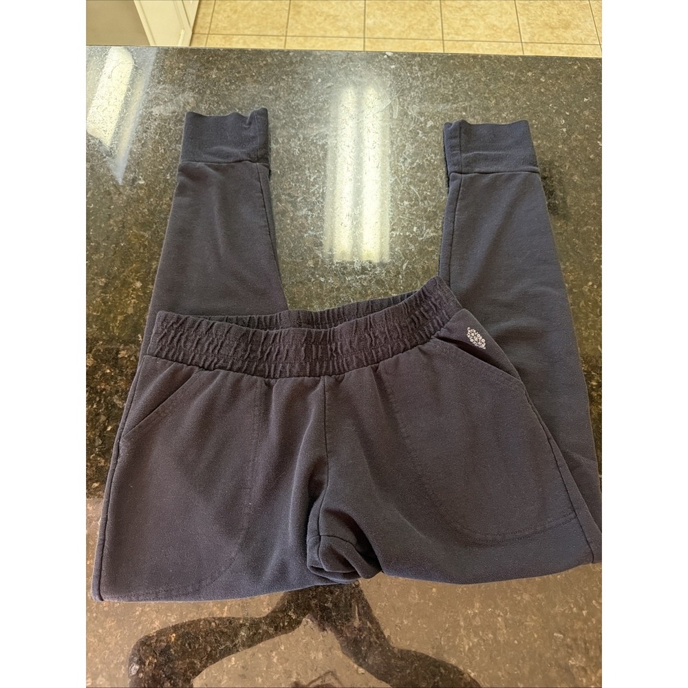 Free People Movement Black Joggers Sz Med Elastic Waist Pockets Cotton Stretchy